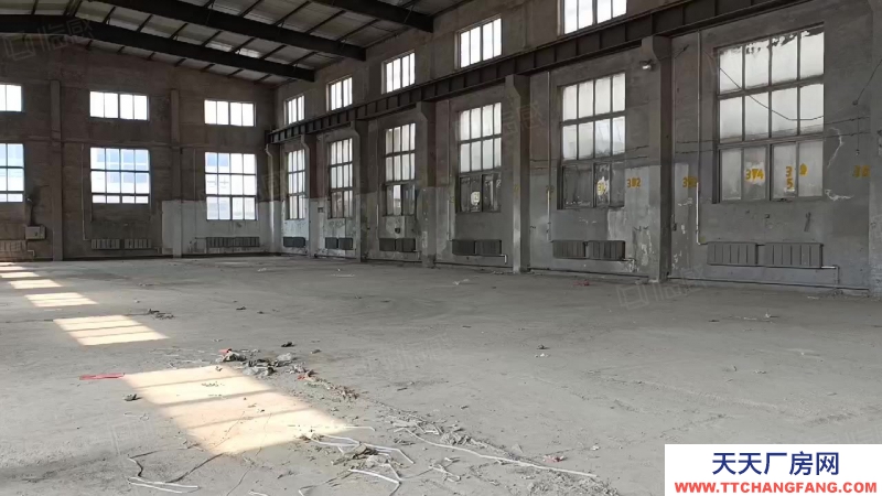 (出租) （有供暖）皇姑區(qū)二環(huán)外廠房庫(kù)房2500平辦公70平出租。