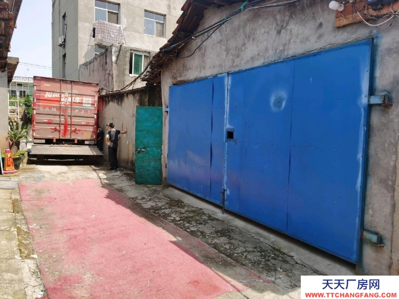 (出租) 南昌東湖區廠房1000平。可分租。進大車，距市中心5車程