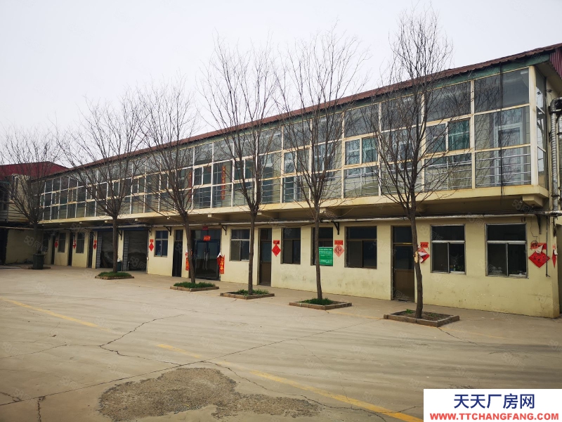 (出租) 工業園區內80畝廠區，3萬平車間，可分租整租或改建。