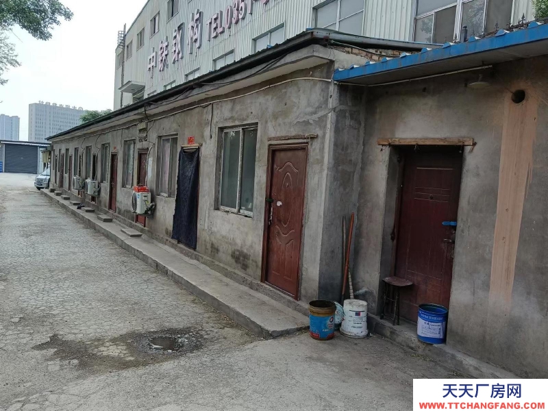 (出租) 獨(dú)門獨(dú)院鋼混廠房，廠房1000平米，10間辦公室