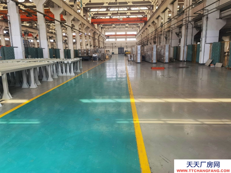 濟(jì)南長(zhǎng)清廠房出租 配套1000平辦公室 可進(jìn)大車(chē) 廠房?jī)?nèi)設(shè)備齊全