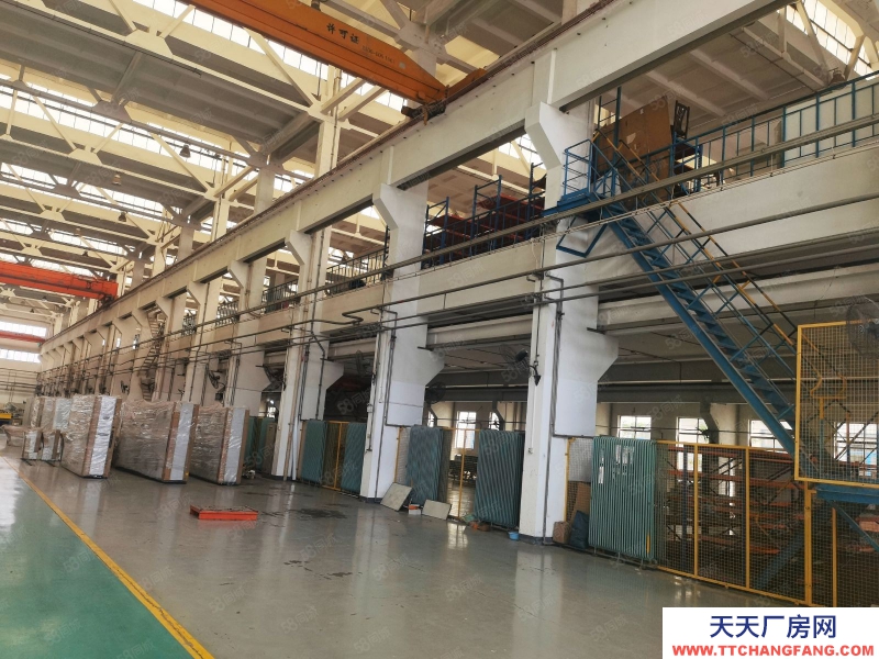 濟(jì)南長(zhǎng)清廠房出租 配套1000平辦公室 可進(jìn)大車(chē) 廠房?jī)?nèi)設(shè)備齊全