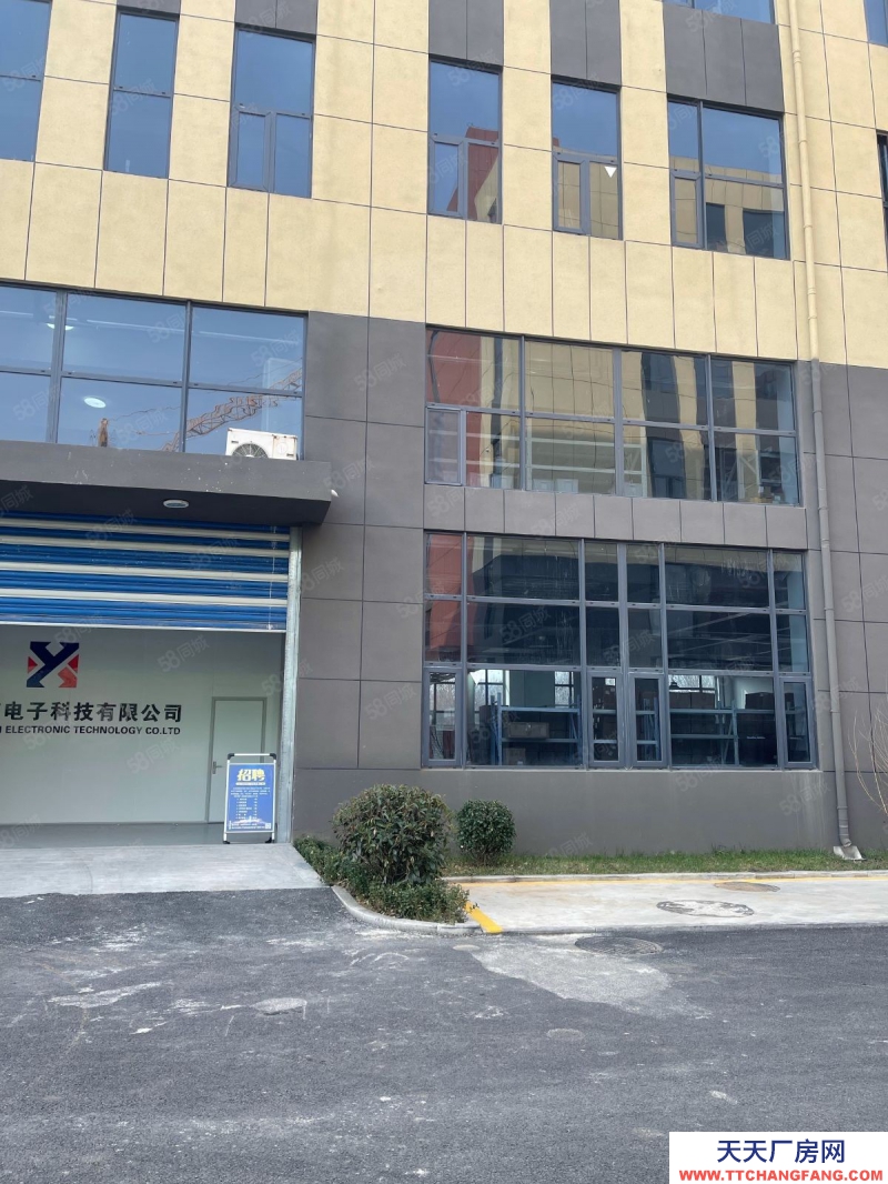 濟(jì)南長清出售916平米,現(xiàn)房廠房,可辦環(huán)評,可倉儲,層高4.2米