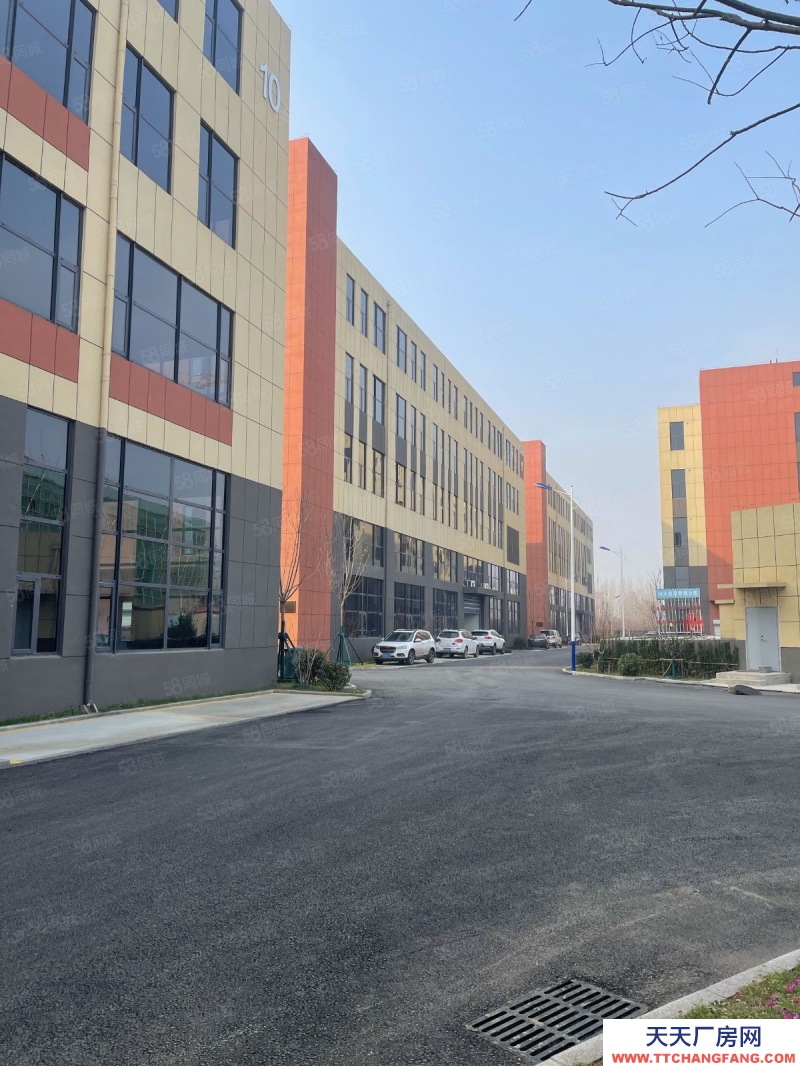 濟(jì)南長清出售916平米,現(xiàn)房廠房,可辦環(huán)評,可倉儲,層高4.2米