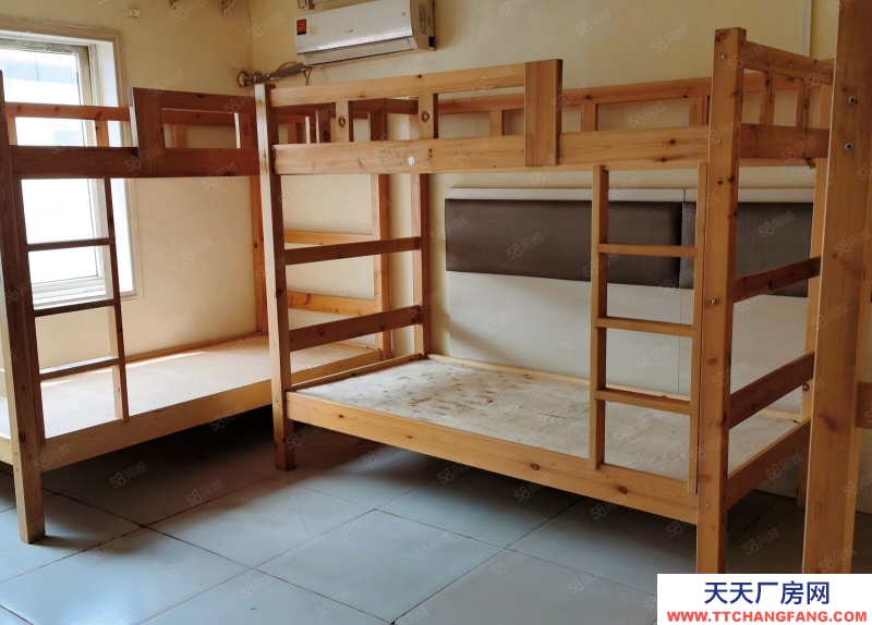 濟南長清104國道旁山水集團斜對過獨院倉庫出租