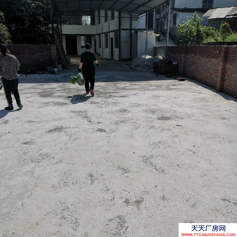 重慶南川獨(dú)門獨(dú)院，寬敞明亮！