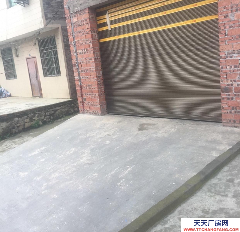 重慶南川東城東勝億聯(lián)房屋、 倉庫 150平米，有車位