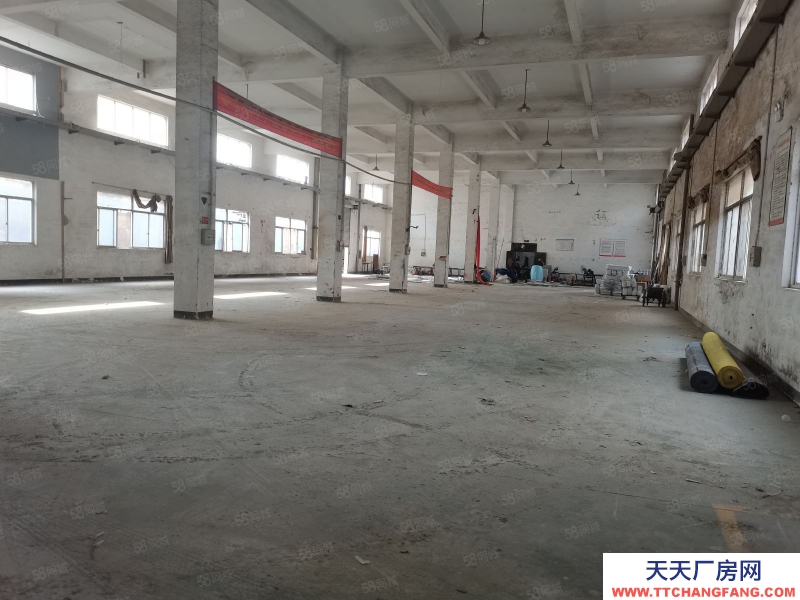 杭州拱墅區(出租) 一樓1080方標準廠房，層高7.5米，掛車可進，帶四個通道門