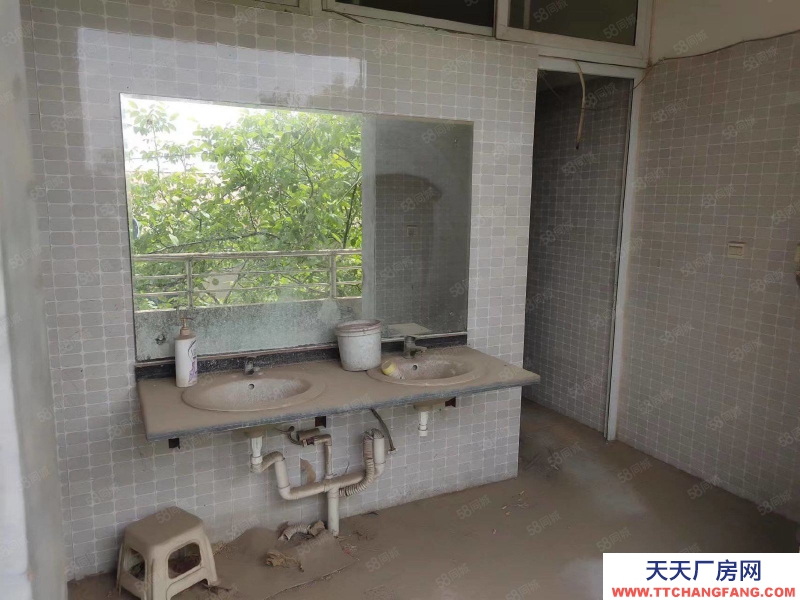 石家莊 元氏 紅旗大街臨街廠房庫(kù)房出租