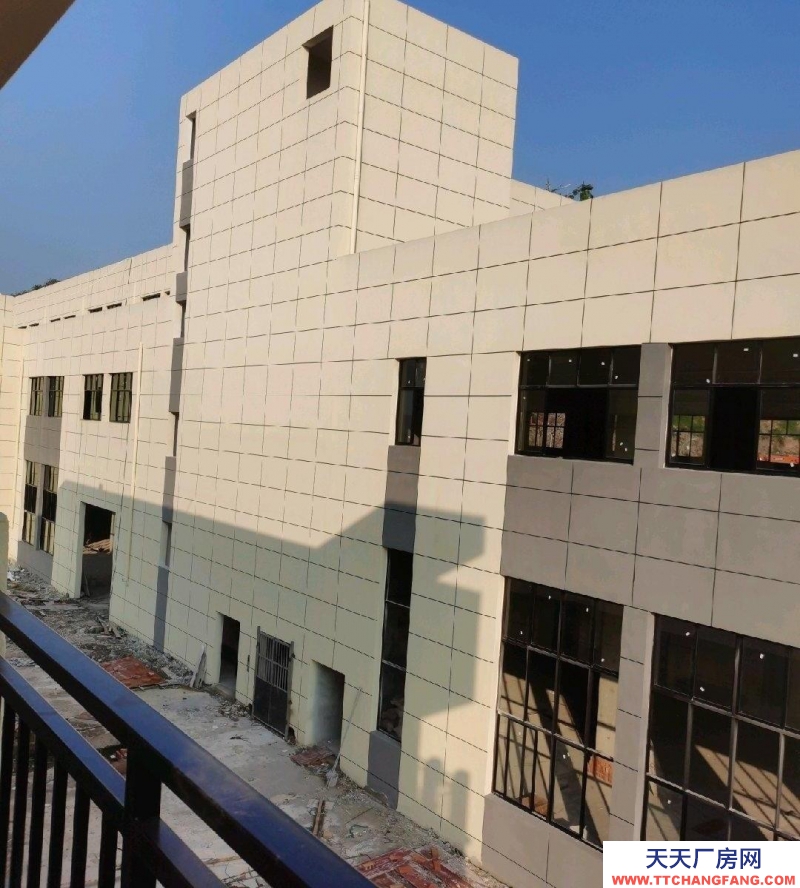 重慶萬州全新廠房，消防設施完善，低價轉讓出售