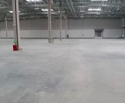 (出租) 武漢漢南標準雙邊高臺庫，大小可隨意分租?；▓@式廠房