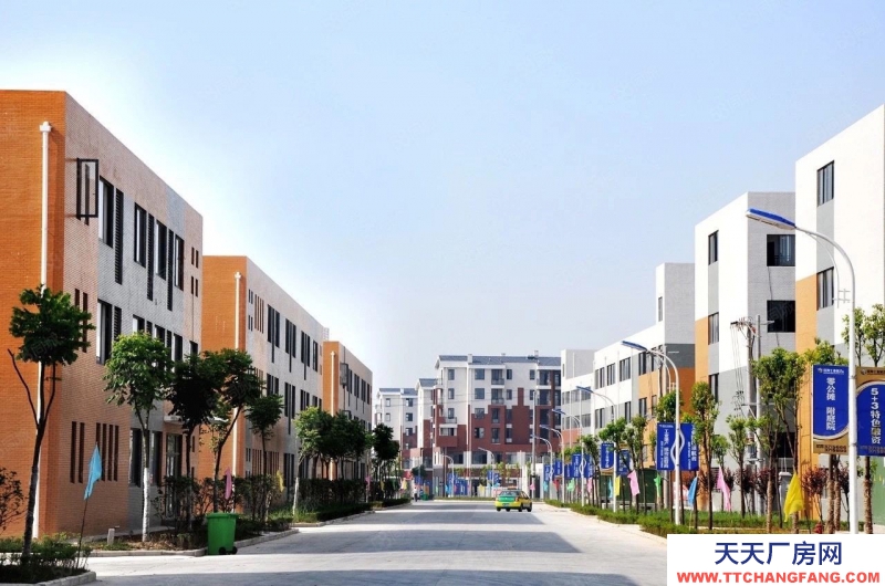 青島市南距離機場4公里，屬于核心商務區，屬性高