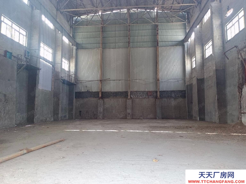 青島市北1500平大面積廠房，地面平整，層高12米，可做體育類