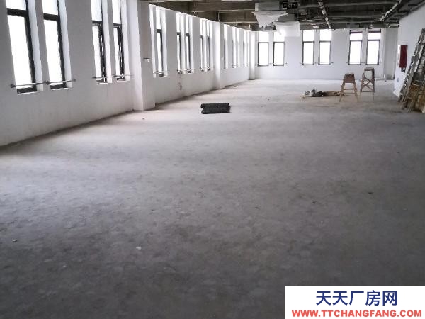 南京市秦淮區科創基地寫字樓，廠房或倉庫（1樓，有電梯），自有大樓直租