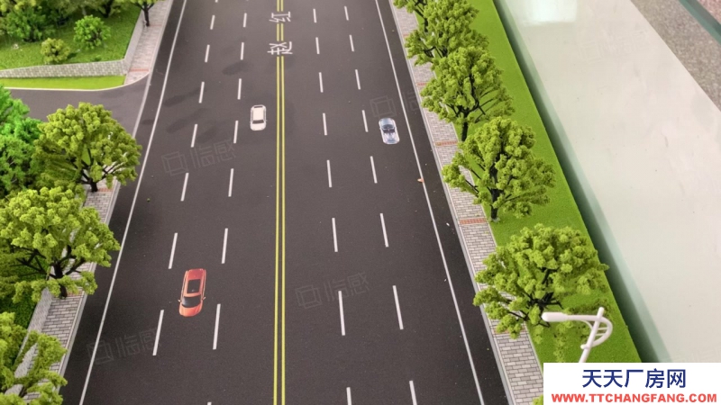 青島市北獨立產(chǎn)權(quán)雙層獨棟，場地大可進出半掛，付款靈活，價格可議