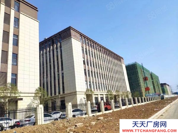 南京市雨花臺區 獨棟1600平標準廠房出售！可掛墻體品牌，50年雙證大產權