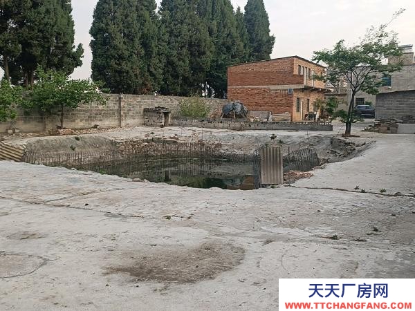 (出租) 本廠房適合加工、倉庫、停車位等多型運用，也合適作為農家樂