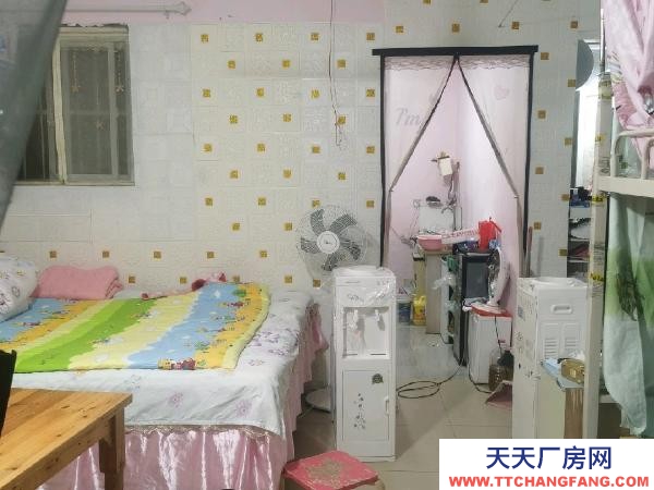 南京市雨花臺區 一樓好房 可放物住人