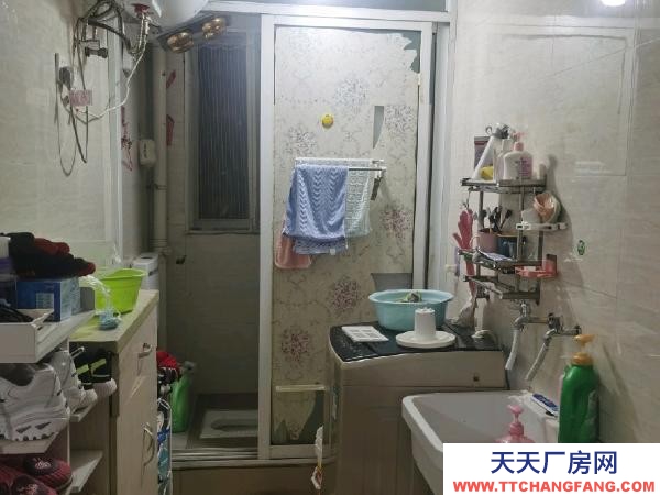 南京市雨花臺區 一樓好房 可放物住人