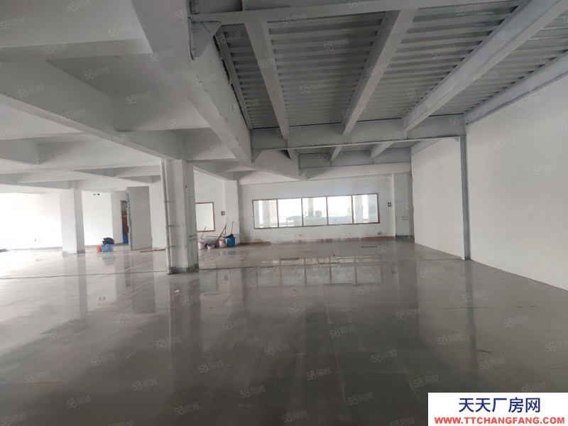 杭州蕭山(出租) 橋南女裝園倉庫出租 1至4層都有 業(yè)態(tài)不限制200方起租