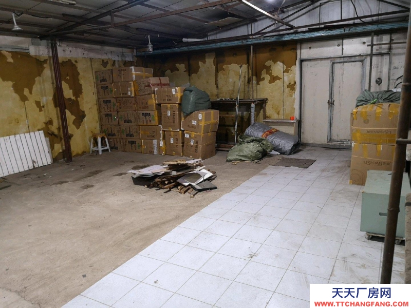 (出租) 地理位置優越，離五愛市場很近，可辦公，可倉儲。