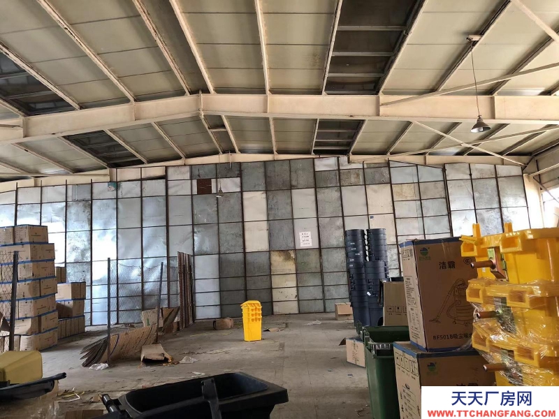 (出租) 交通便利，位置，庫里舉架7.5米，