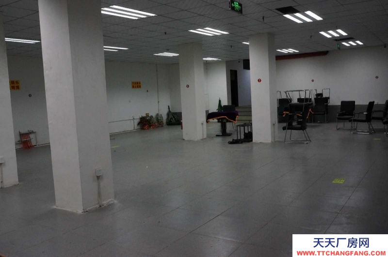 (出租) 出租沈河風(fēng)雨壇臨街地下倉(cāng)庫(kù)