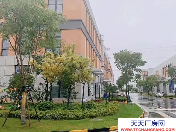 南京市建鄴區(qū) 1147平，總價(jià)400萬，首付10，可按揭可環(huán)評