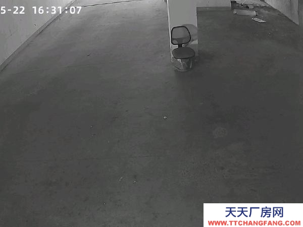 南京市建鄴區負一樓倉庫，200平可分割