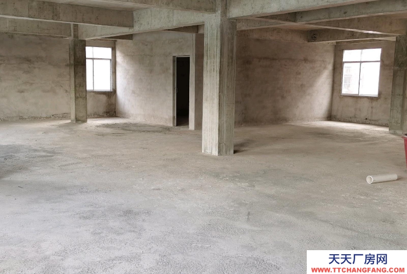 (出租) 3樓的整層空樓，交通便利，水電齊全，目前毛坯房