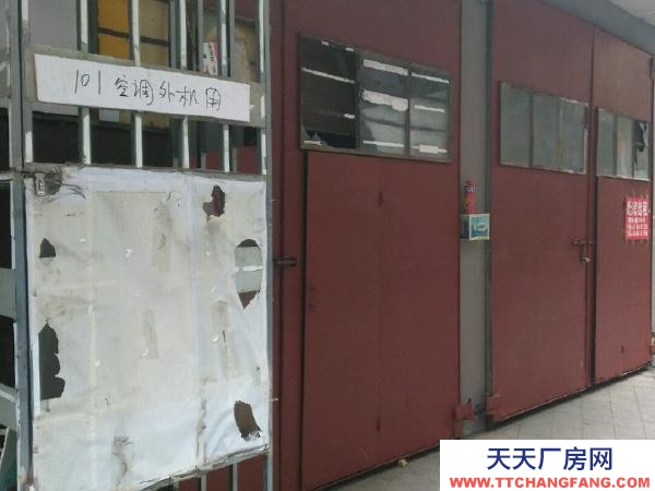 南京市玄武區珠江路倉庫出租位于長發大廈和珠江大廈中間