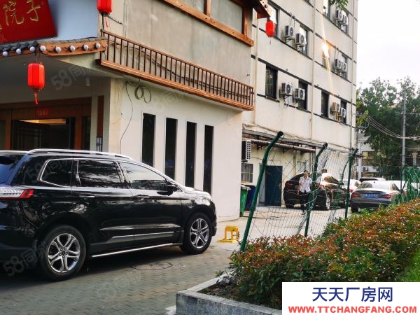 南京市玄武區珠江路后宰門臨街倉庫招租60平米位置好隨時可看價格可談