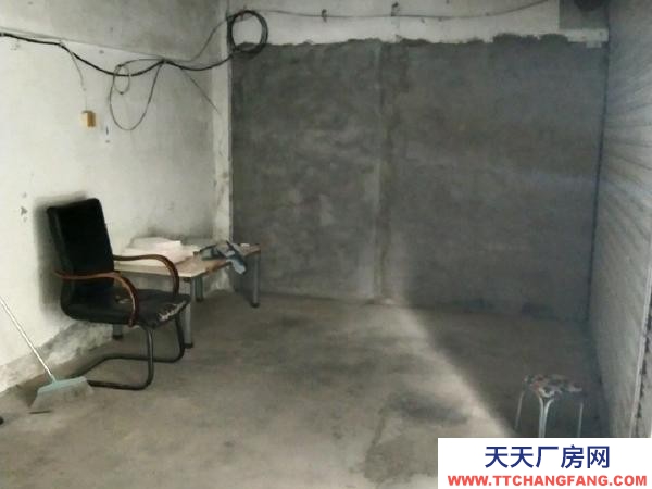 南京市玄武區(qū)孝陵衛(wèi) 雙拜巷 倉庫 45平米