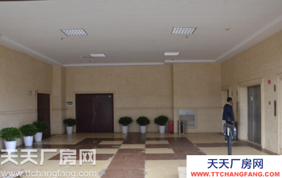 長沙市雨花區標準廠房辦公樓3000平米出租