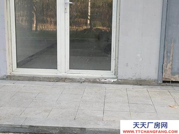 南京市玄武區(qū)徐莊軟件園內(nèi)大面積辦公用房及倉儲對外招租，可分租