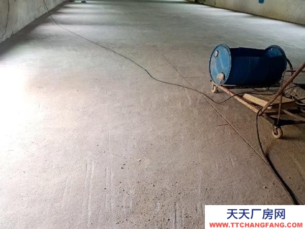 (出租) 南昌進賢縣自帶變壓器，院內有空地5000平方