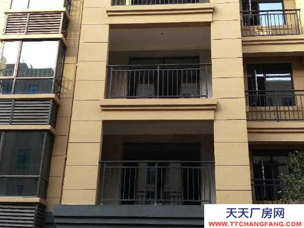 (出租) 南昌進(jìn)賢縣出租進(jìn)賢縣凱旋廣場------毛坯房供倉庫出租!