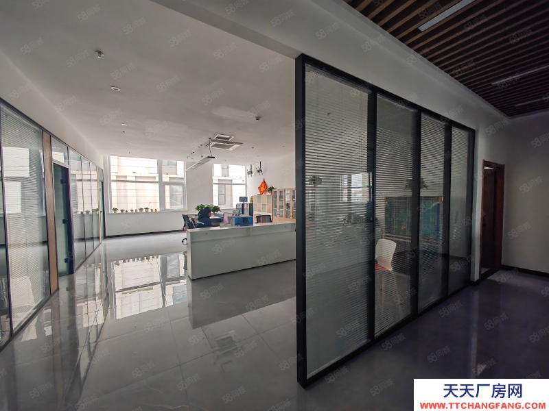 青島城陽夏莊廠房出租,二樓860平 精裝修 可生產辦公研發!