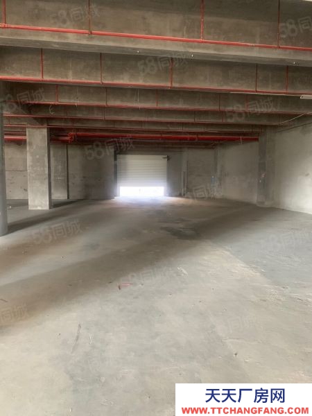 長沙市天心區 芙蓉南路地鐵口準現房有一樓！！