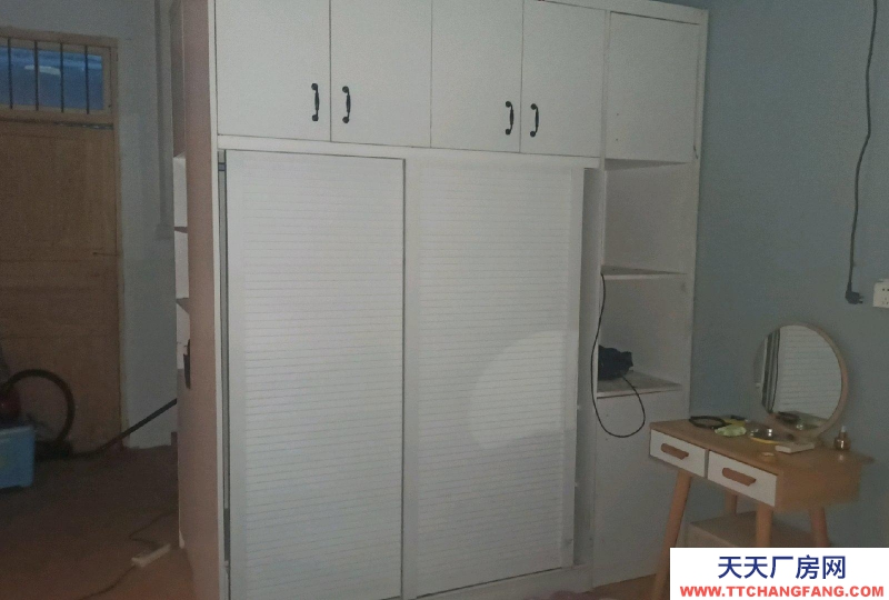 南寧市西鄉(xiāng)塘區(qū)(出租) 相思湖，占地200平，2層整棟2200元每月，可進(jìn)大車