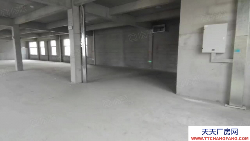 青島膠州上合全新廠房轉讓，低首付可按揭，能辦證，無中介費