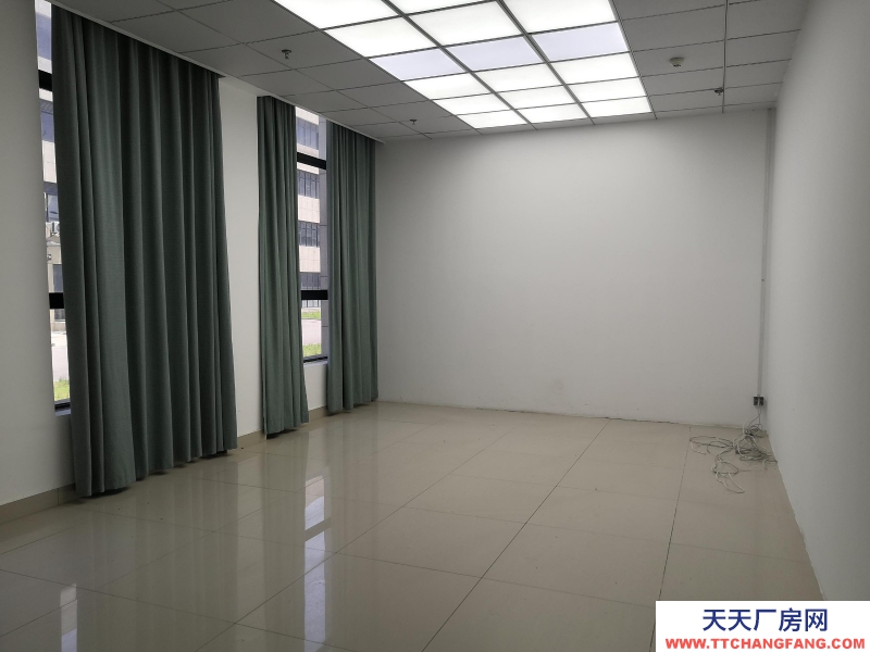 湖州織里大型直播基地出租 裝修好 直接入住 童裝產業帶上位置好