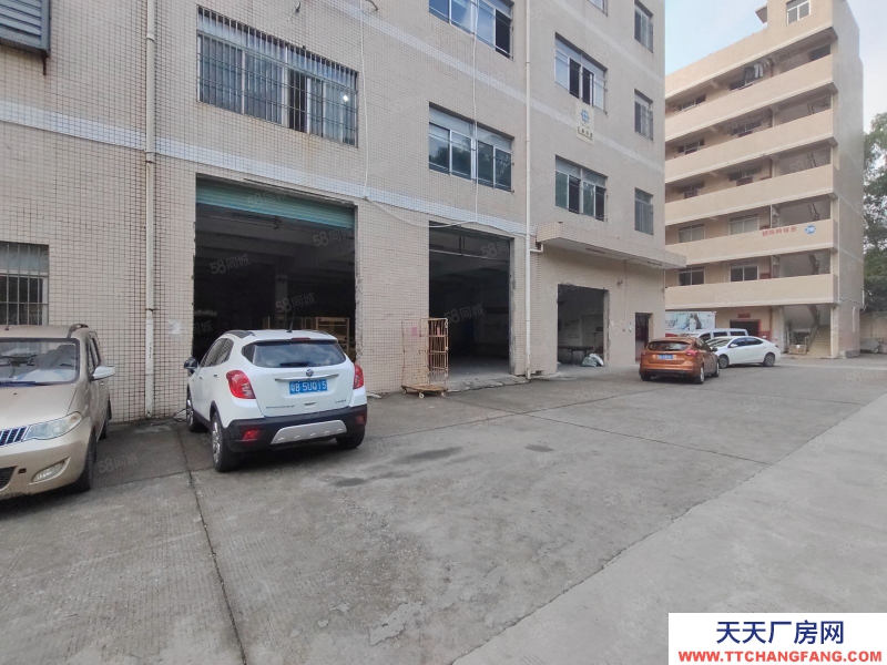 (出租) 深圳龍崗平湖精選廠房二樓1400平 帶精裝辦公室 有消防噴淋 可環(huán)評