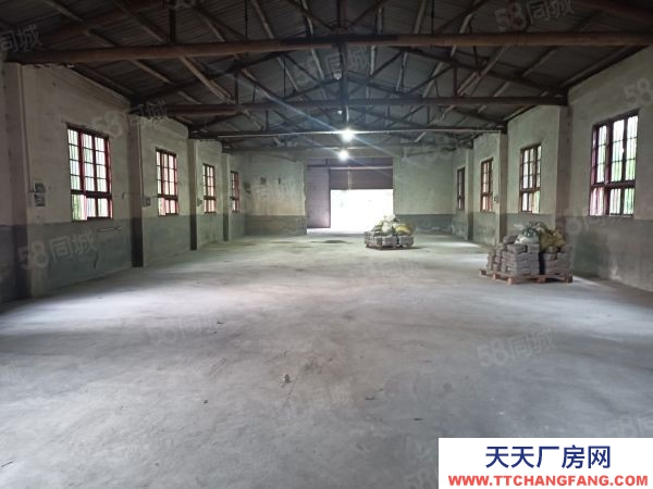 長(zhǎng)沙市開(kāi)福區(qū)星沙聯(lián)絡(luò)線旁倉(cāng)庫(kù)廠房出租