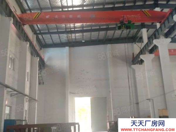 南京市溧水石湫機械廠房1512平方行車20噸交通方便層高18米