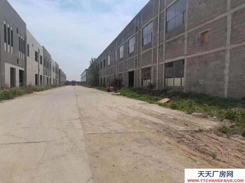 石家莊 藁城區(qū)塔東大街與世紀(jì)大道南行1公里 庫(kù)房出租