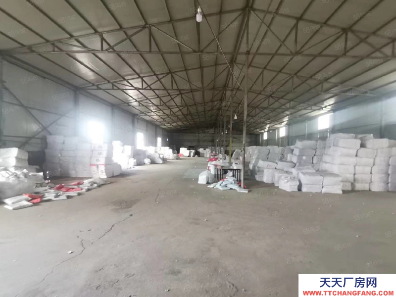 石家莊 新樂高速口1100平庫房出租