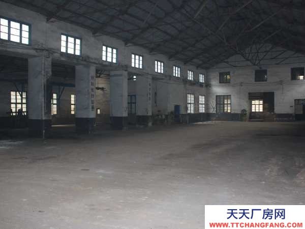 長沙市望城區 出租廠房總面積3500平方米，分租可分為400平方、1500