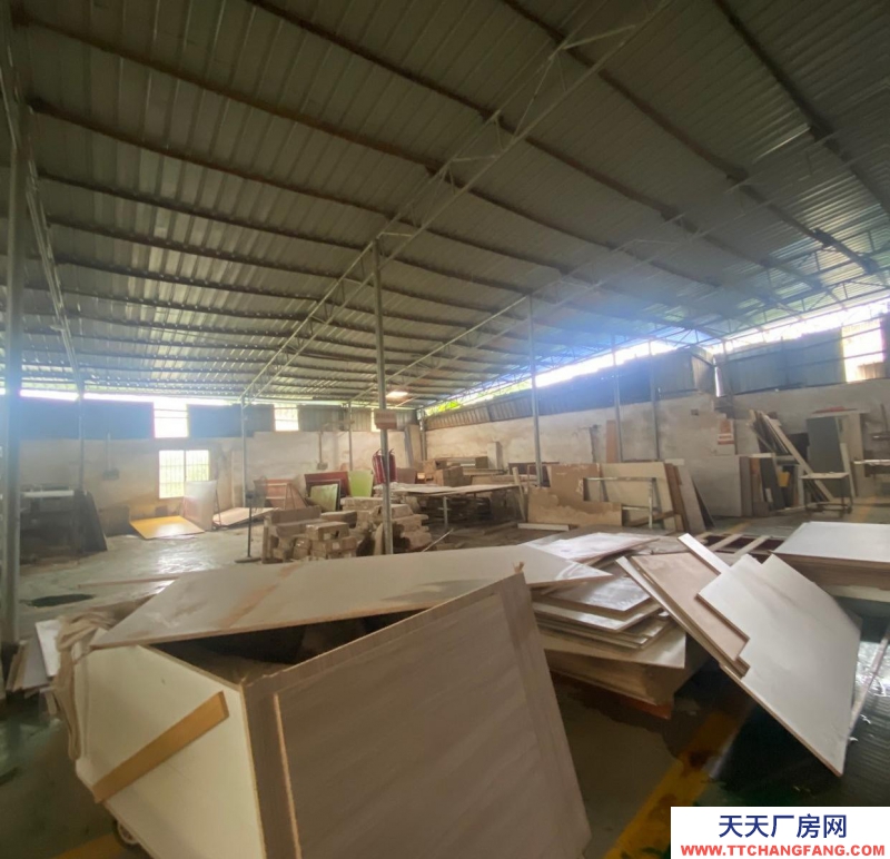 南寧市西鄉塘區(出租) 1500平方開闊平整-交通方便北湖廠房