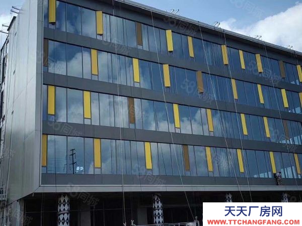 長沙市望城區(qū) 現(xiàn)房 即買即用 大平層智造廠房 大通間 配套齊全